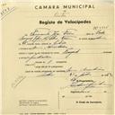 Registo de velocípede de marca Peugeot, com o nº 5875, em nome de Fernando José F., morador em Mem Martins.