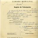 Registo de velocípede com o nº 2142, em nome de Augusto Júlio Ramos, morador em Monte Santos.