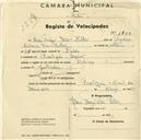 Registo de velocípede de marca Helios, com o nº 1800, em nome de Maria Teresa Van Zeller, moradora em Pexilgais.