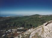 Serra de Sintra vista a noroeste da Peninha.