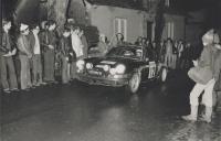 Prova noturna do Rally das Camélias.