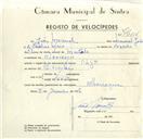 Registo de velocípede de marca Olga, com o nº 9516, em nome de João Manuel, morador em Albarraque.