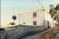 Casas na aldeia do Penedo, Colares.