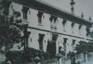 Fachada principal do Palácio Valenças.