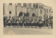 Grupo musical na escadaria do Palácio Nacional de Sintra.