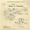 Registo de velocípede de marca Pombal, com o nº 4019, em nome de João Quirino, morador em Cortegaça.