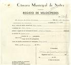 Registo de velocípede de marca Artur & Valadas, com o nº 9301, em nome de Carlos de Jesus Oliveira, morador em Vila Verde.