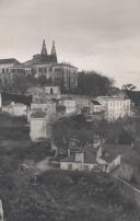 Vista parcial do vale do Rio do Porto e do Palácio Nacional de Sintra.