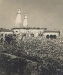 Pormenor da fachada sul do Palácio Nacional de Sintra.