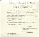Registo de velocípede de marca Imperial, com o nº 9206, em nome de Roberto José Carrapatoso Duque de Morais, morador em Praia das Maçãs.