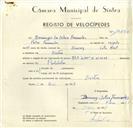 Registo de velocípede de marca Ilo, com o nº 10097, em nome de Domingos da Silva Fernandes, morador em Sintra.