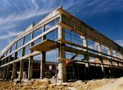 Construção do pavilhão gimnodesportivo da Escola Secundária Matias Aires no Cacém.