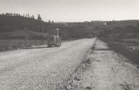 Construção da estrada de acesso à passagem inferior rodoviária em Algueirão, Mem-Martins.