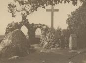 Sepultura de D. António Saldanha junto ao Miradouro de Santa Catarina na Quinta da Penha Verde. 