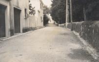 Pavimentação com betão asfáltico do caminho munícipal entre Ranholas e Chão de Meninos em Sintra.