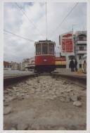 Elétrico de Sintra no terminal da Praia das Maçãs.