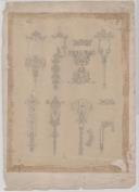 Esboços de desenhos decorativos.