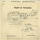 Registo de velocípede de marca Aprilia, com o nº 512, em nome de José António Duarte, morador em Pero Pinheiro.