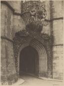 Pórtico do tritão no Palácio Nacional da Pena.