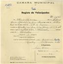 Registo de velocípede de marca Nacional, com o nº 1698, em nome de Mário Moreira, morador em Queluz.