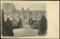 Queluz (Portugal) Fachada sul e jardim do Palácio Real