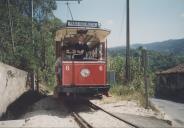 Elétrico em Colares.