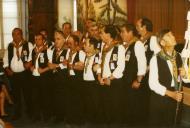 Atuação de um grupo coral alentejano, na sala da Nau do Palácio Valenças.