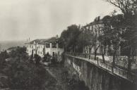 Fachada posterior do Hotel Lawrence em Sintra.