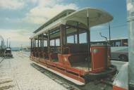 Elétrico de Sintra no terminal da Praia das Maçãs.