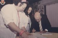 Assinatura de um protocolo com o presidente da CMS., Dr. Fernando Seara.
