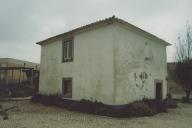 Casa saloia na escola secundária Matias Aires, Agualva.