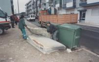 Recolha e transporte de resíduos urbanos.