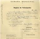 Registo de velocípede de marca Oriental, com o nº 977, em nome de Maria Fernanda curado Caldeira Correia, morador em Mem Martins.