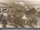 Descanso dos Soldados Alemães numa aldeia do Don durante a II Guerra Mundial. 