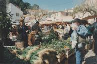 Venda de flores na Feira de São Pedro.