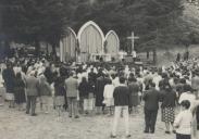 Missa campal no terreno onde foi construida a Igreja de Santa Maria e São Miguel na 
Av. Adriano Júlio Coelho em Sintra. 