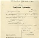 Registo de velocípede de marca Aprilia, com o nº 1019, em nome de Rafael Duarte Lobo, morador em Paiões.
